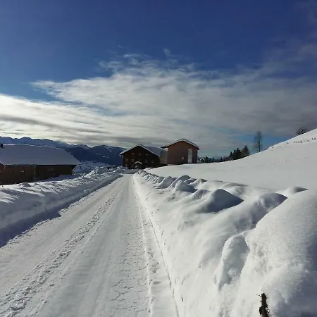 Feurle アパート *